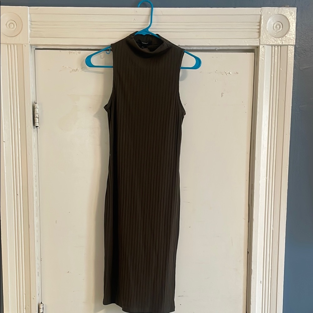 Forever 21 Green Sheath Midi Dress